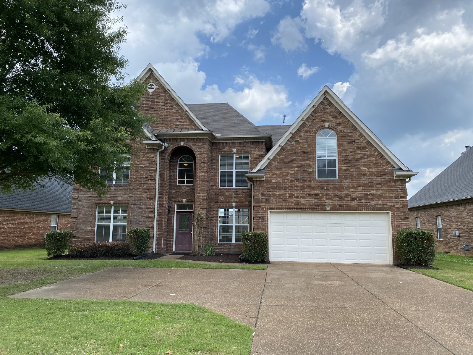 Large & Spacious 5 Bedroom Bartlett Rental Home property image