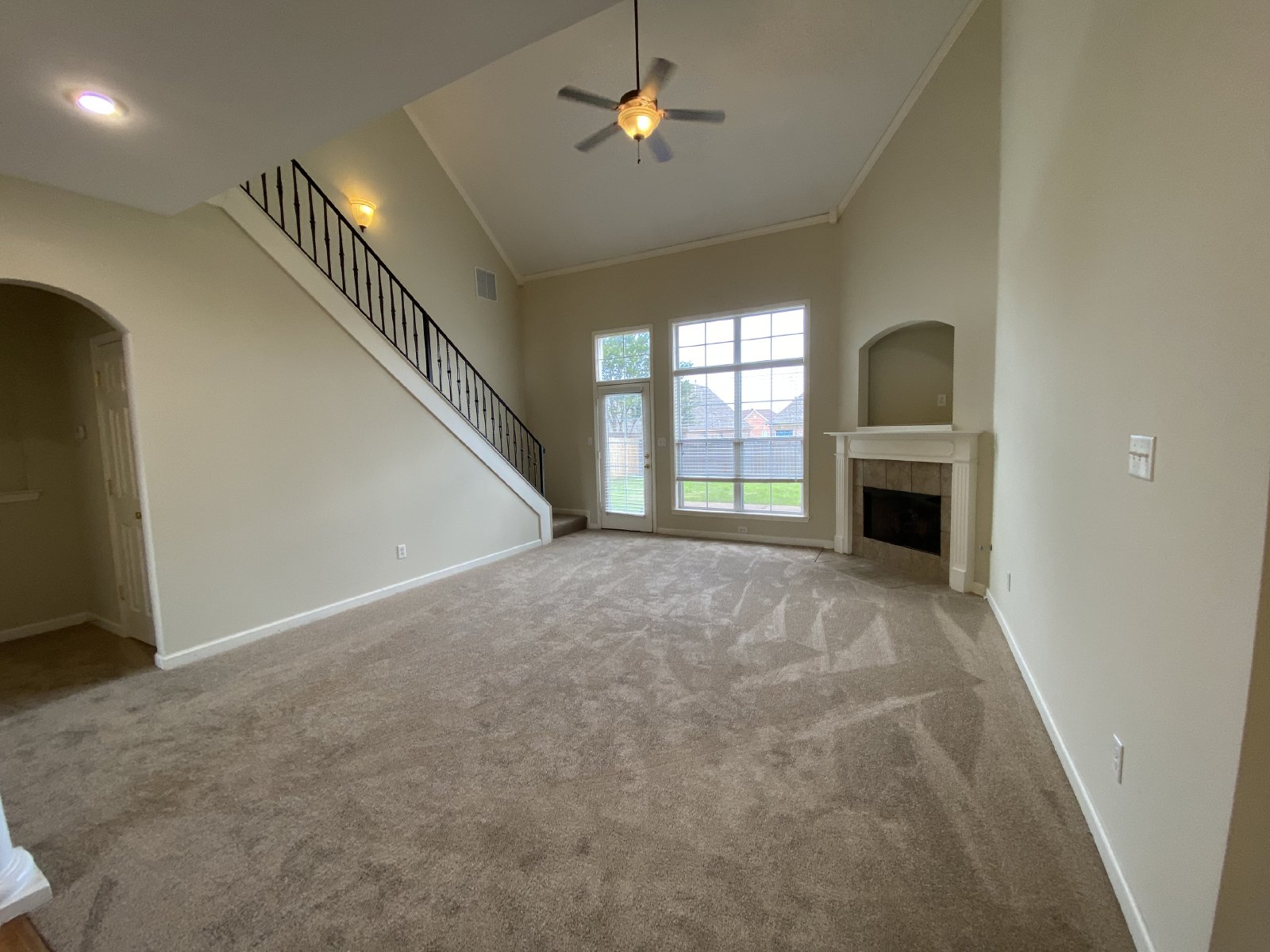 Large & Spacious 5 Bedroom Bartlett Rental Home property image