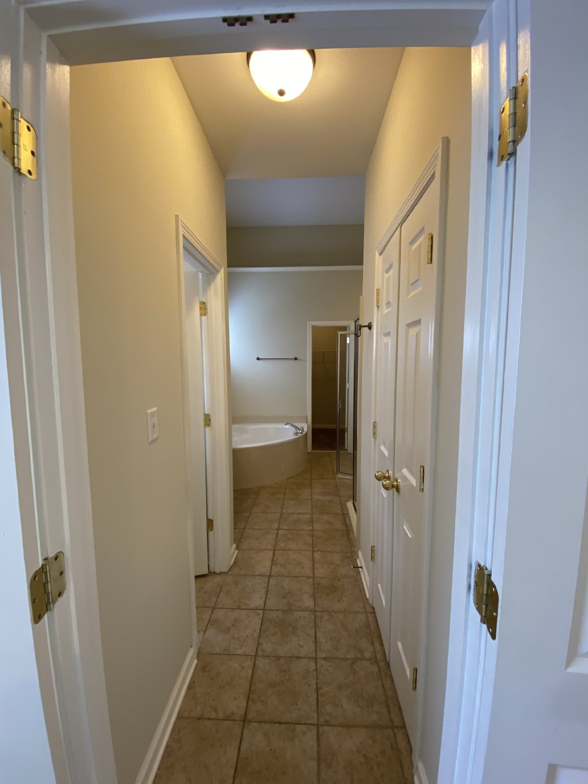 Large & Spacious 5 Bedroom Bartlett Rental Home property image