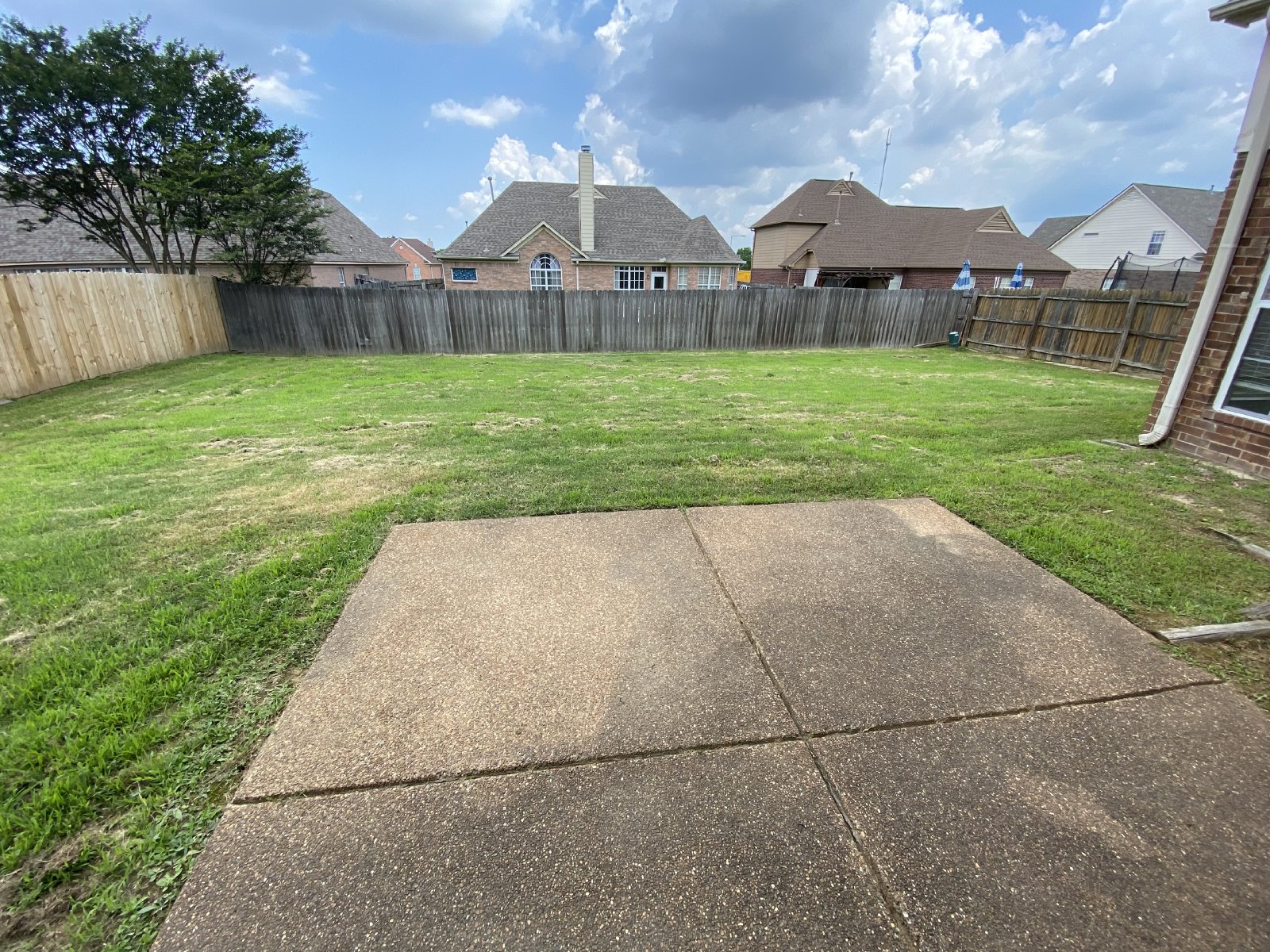 Large & Spacious 5 Bedroom Bartlett Rental Home property image