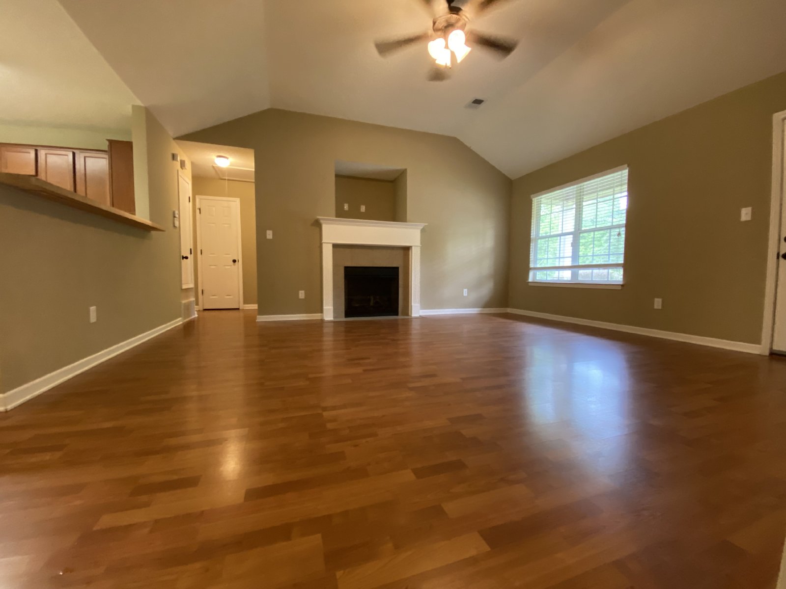 SPRING LAKE 3 BEDROOM 2 BATH RENTAL HOME property image