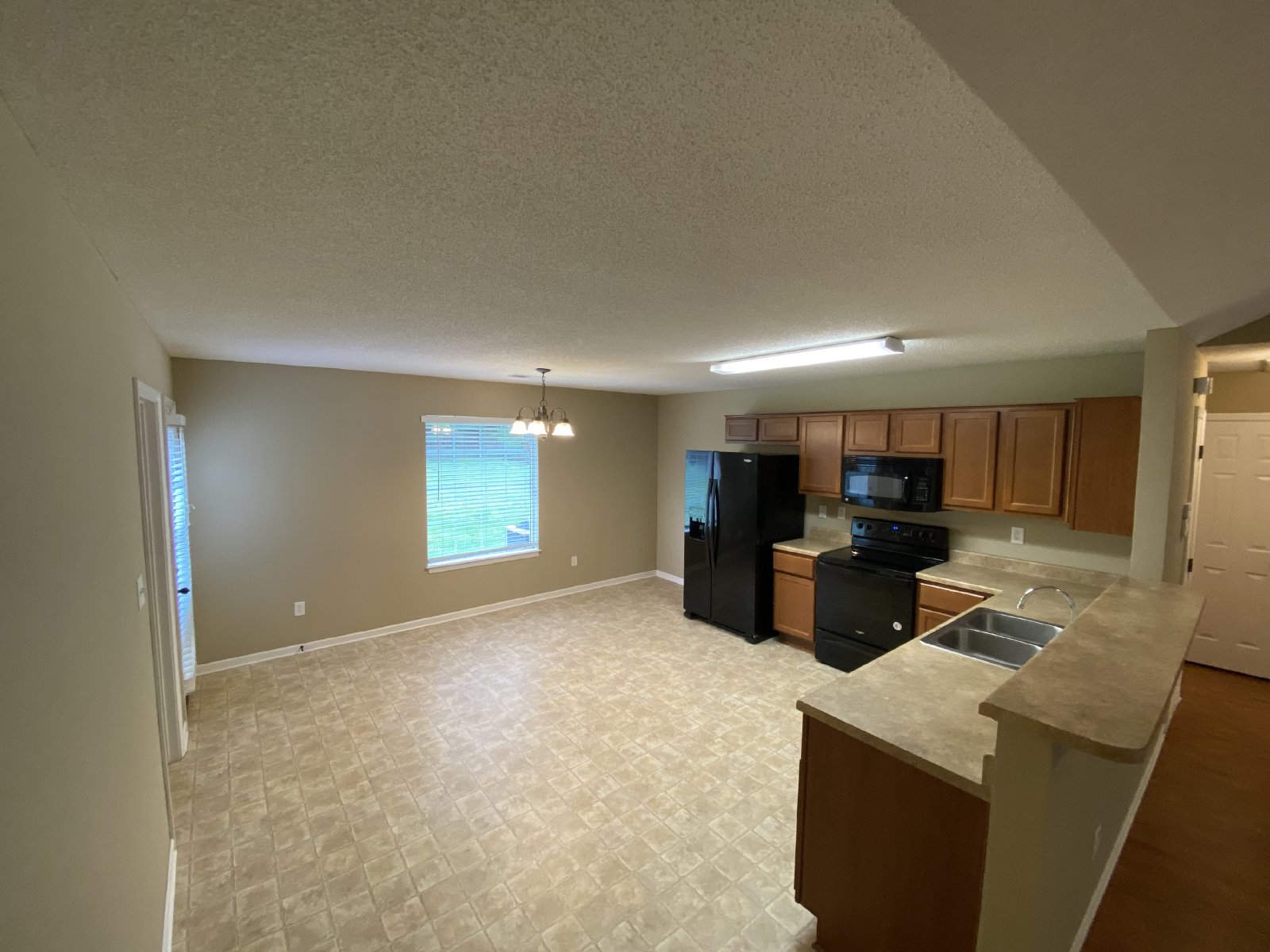 SPRING LAKE 3 BEDROOM 2 BATH RENTAL HOME property image