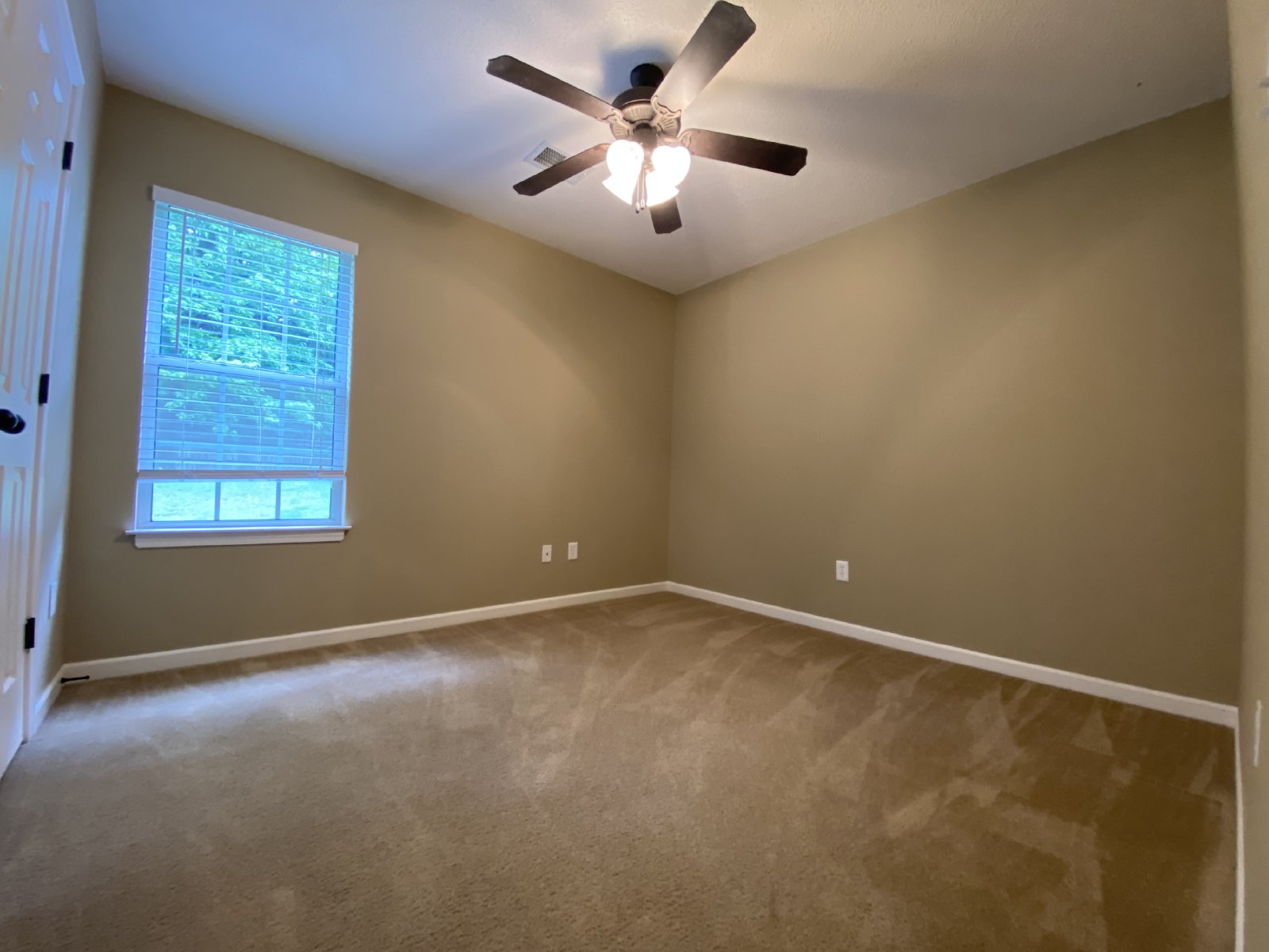 SPRING LAKE 3 BEDROOM 2 BATH RENTAL HOME property image