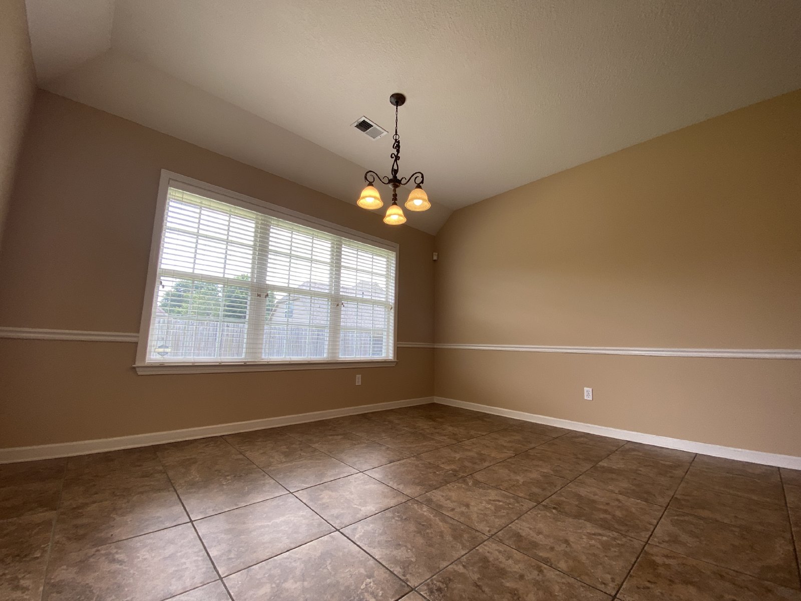 BARTLETT RENTAL HOME 3 BEDROOM 2 BATHROOM WITH FENCED BACKYARD property image