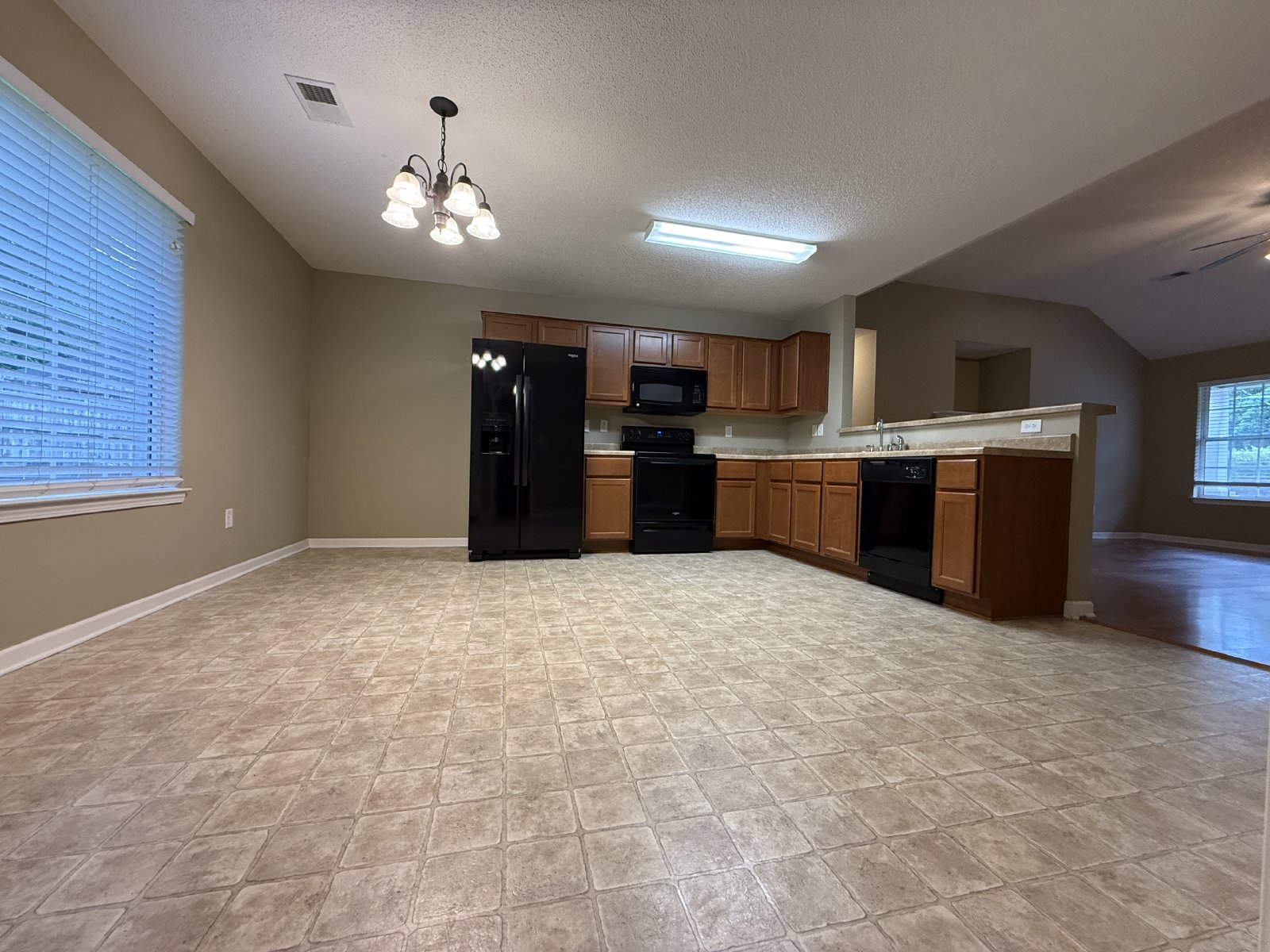 SPRING LAKE 3 BEDROOM 2 BATH RENTAL HOME property image