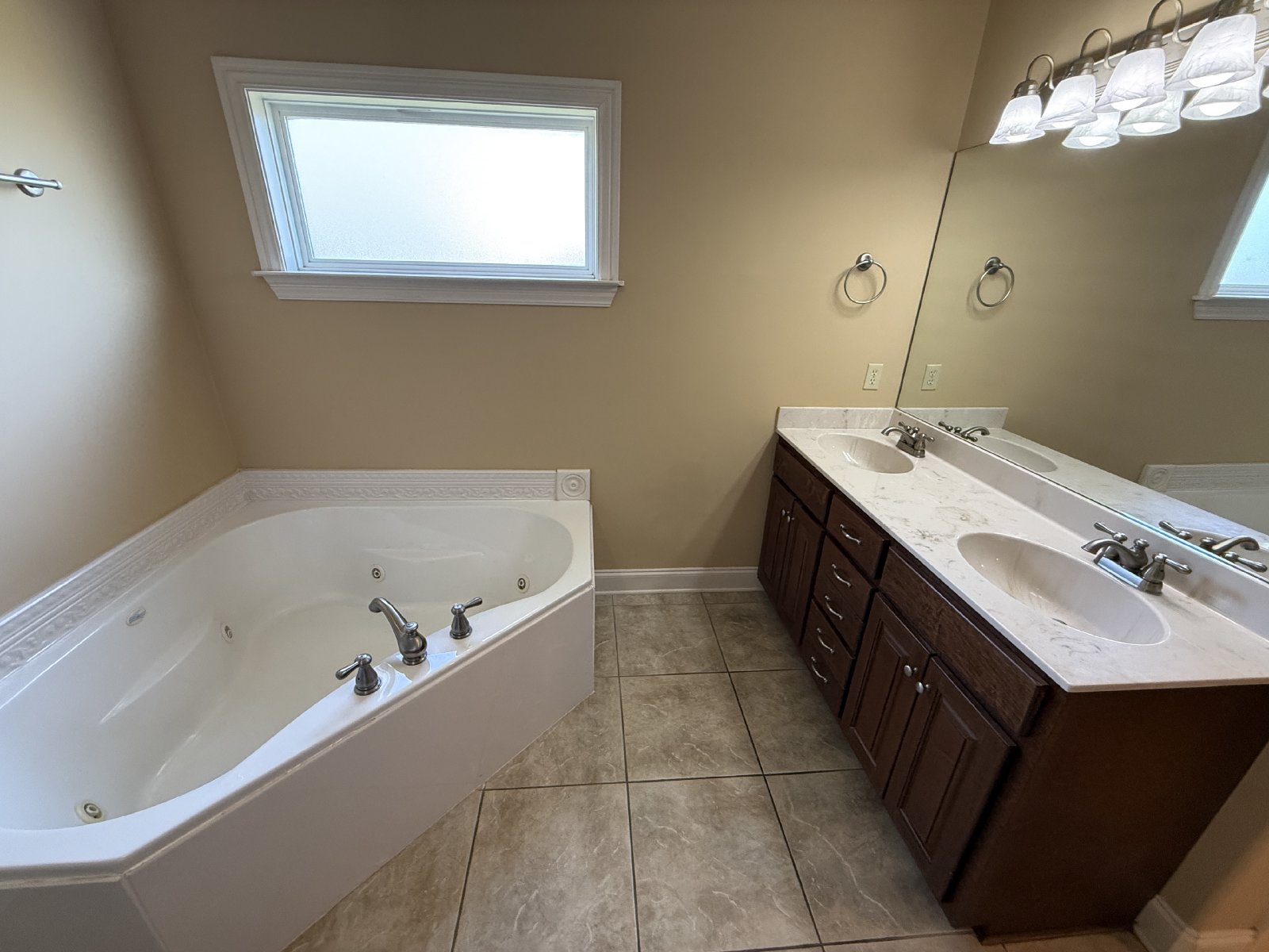Marion Rental Home - Rustling Oaks - 3 Bedroom 2 Bathroom property image