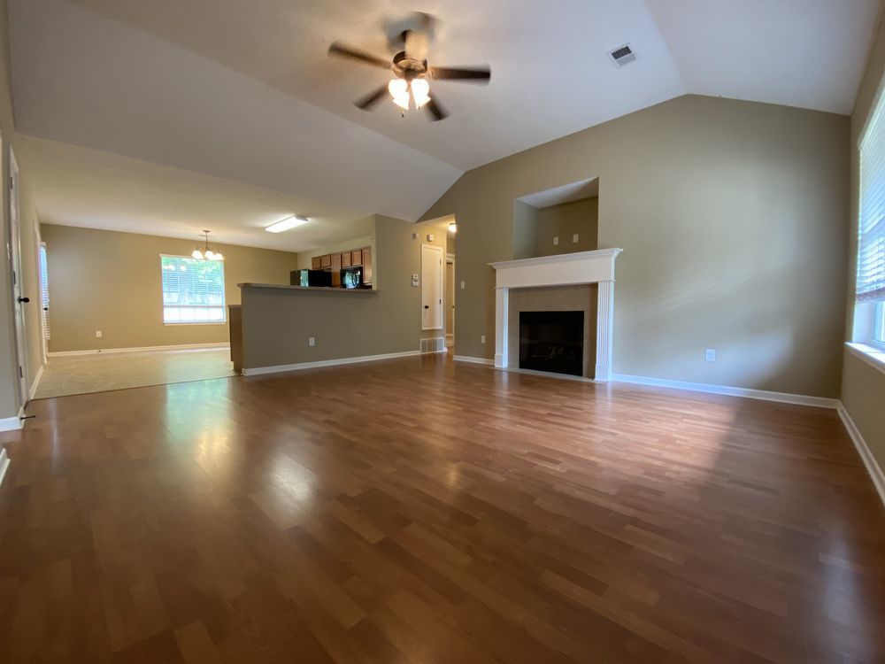 SPRING LAKE 3 BEDROOM 2 BATH RENTAL HOME property image