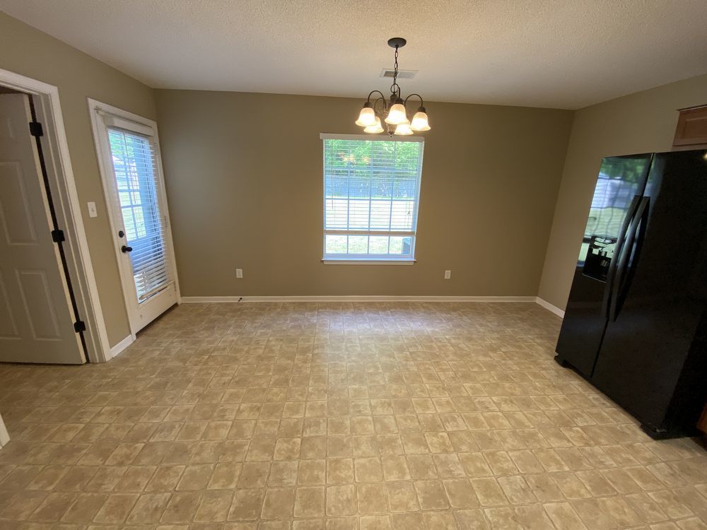 SPRING LAKE 3 BEDROOM 2 BATH RENTAL HOME property image