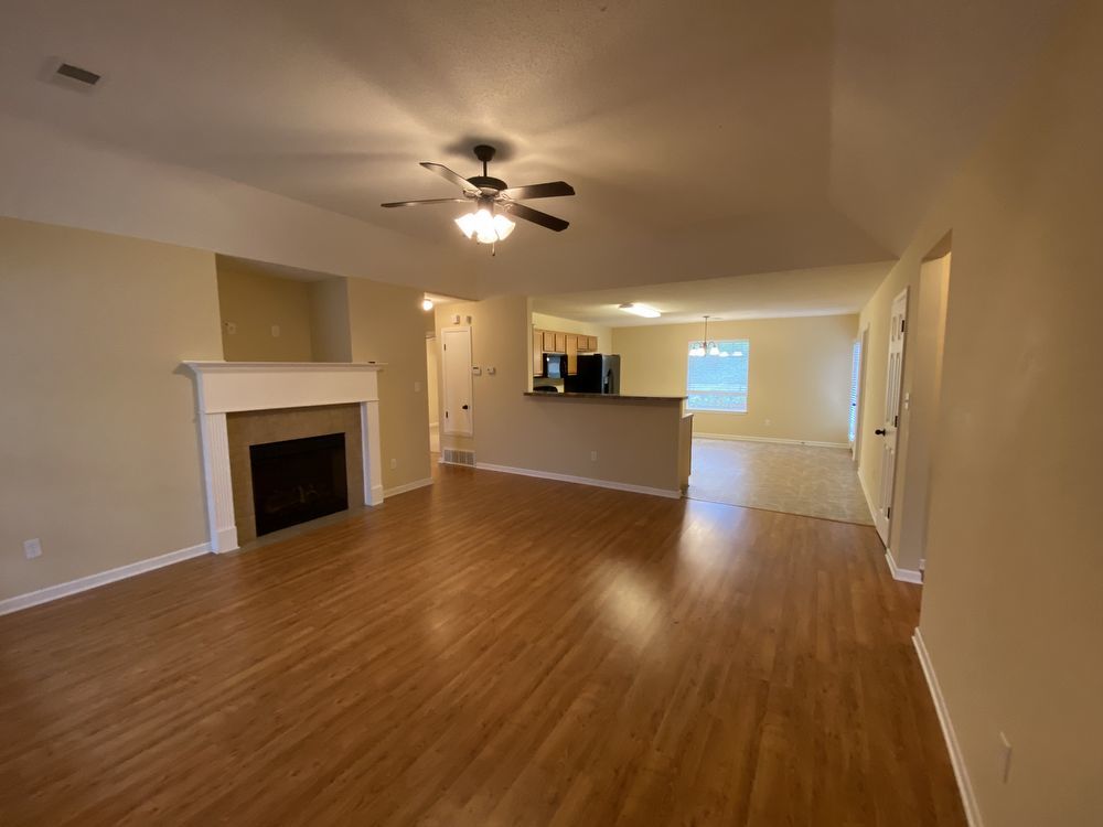 BARTLETT RENTAL HOME 3 Bedroom 2 Bath by Lake property image